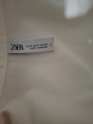 Camisa vaquera blanca con volantes