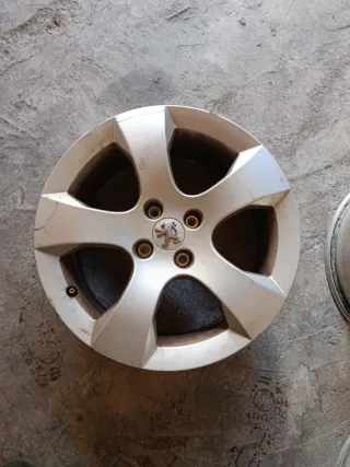 Llantas Peugeot 17 (4 unidades)