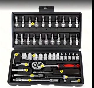 Caja de herramientas con accesorios