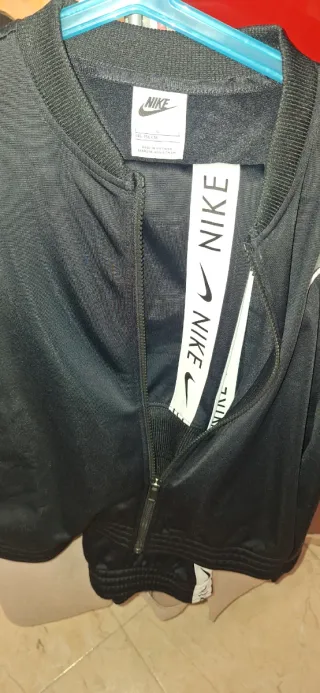 Chándal Nike Talla L Negro/Blanco