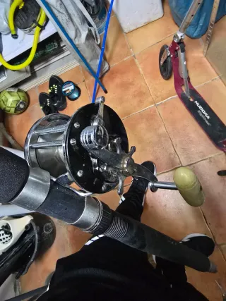 Carrete de pesca arrastre penn