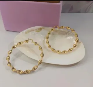 Pendientes Aro Grande Rizado Chapado Oro 18k