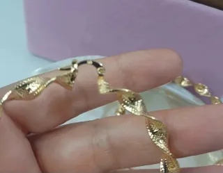 Pendientes Aro Grande Rizado Chapado Oro 18k