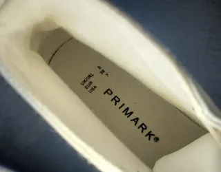 Zapatos de polipiel blancos