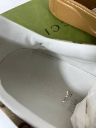 Zapatillas Gucci Beige y Marrón