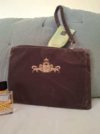 Bolso Clutch The IQ Collection Marrón