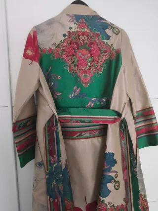 Gabardina Desigual Talla 44 Bordada