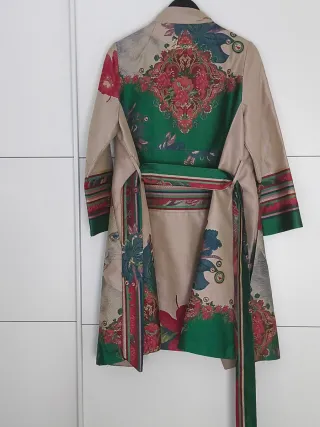 Gabardina Desigual Talla 44 Bordada