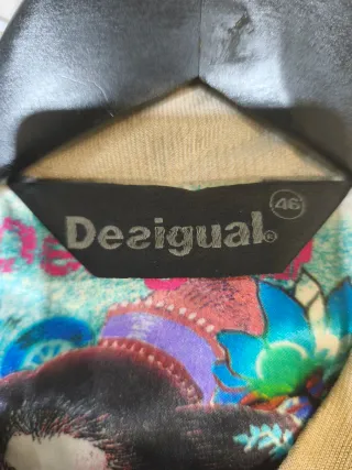 Gabardina Desigual Talla 44 Bordada