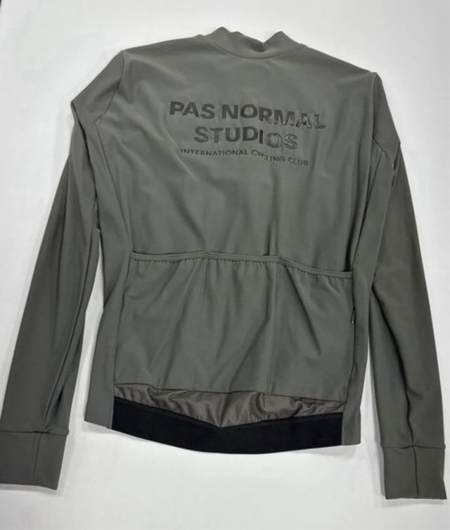 Maillot Pas Normal Studios manga larga