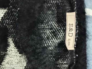 Conjunto rosa: pantalón, chaqueta y zapatos