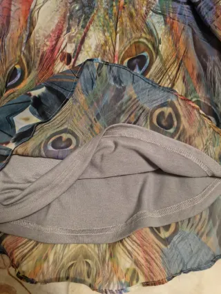 Blusa Smash! Estampado Plumas Multicolor