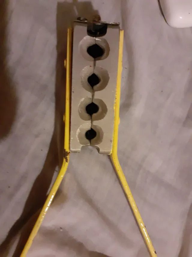 Molde plomo barrilete con argolla y asa