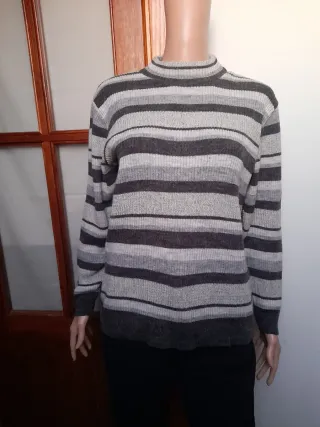 Jersey de punto rayas tonos grises