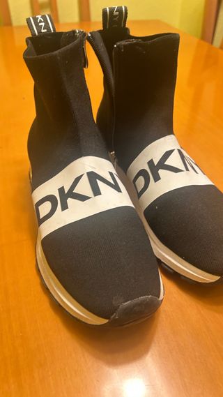 Botas DKNY Negras y Blancas
