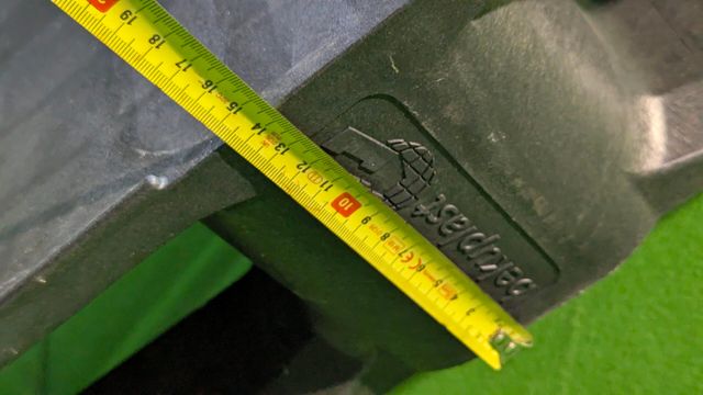 Palet plástico 80x120 cm, 3 patines