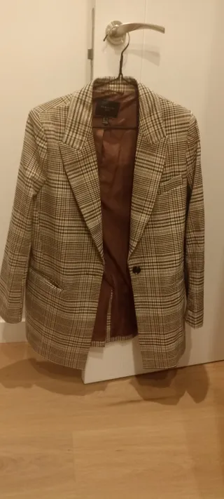 Americana cuadros marrón y beige