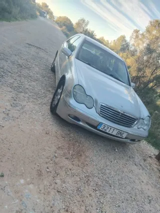 Mercedes-Benz Clase C 2001