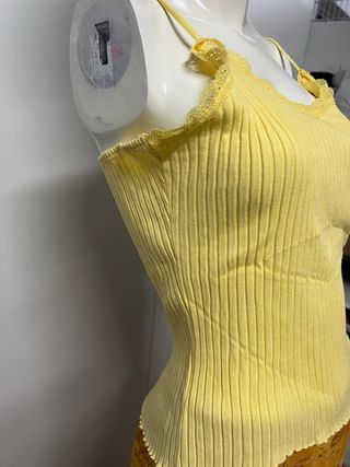 Conjunto Top y Jersey Sin Mangas Amarillo