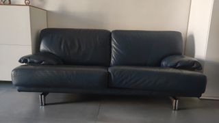 Divano in pelle blu