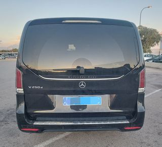 Mercedes-Benz Clase V 2024