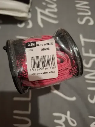 Guantes de Boxeo Rosa ADVANCE con vendas Leone