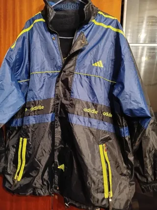 Chaqueta Adidle  impermeable reversible OFERTA