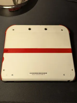 Nintendo 2DS Special Edition Super Mario Bros. 2