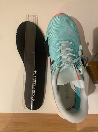 Asics Metaspeed Sky Paris.