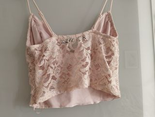 Top Bershka encaje rosa salmón y plateado Talla XS