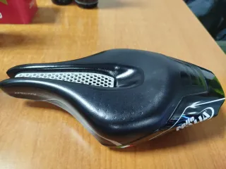 Sella bici triathlon Selle Italia Iron tekno flow