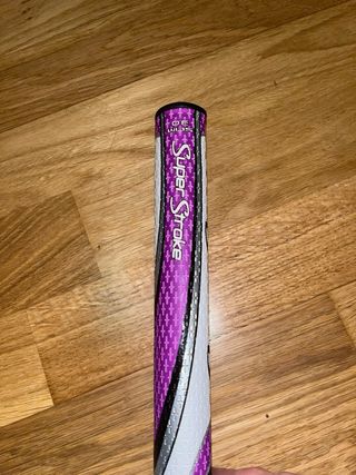 SuperStroke Grip Morado y Blanco