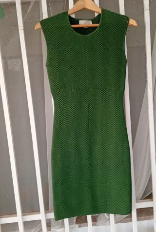 Vestido Michael Kors verde entallado