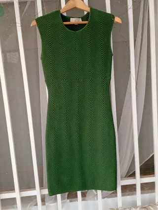 Vestido Michael Kors verde entallado