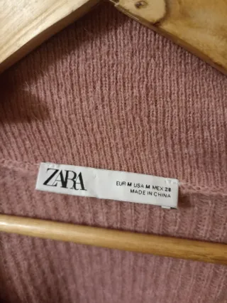 Chaqueta Zara rosa con volantes