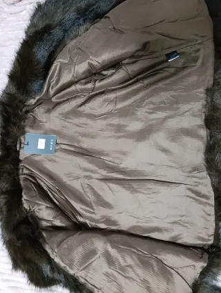 Pelliccia corta effetto volpe marrone