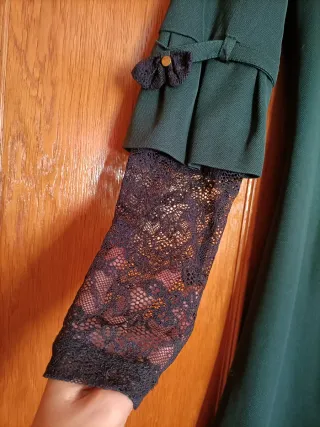 Vestido largo verde elegante con encaje talla 42