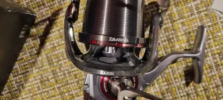 Daiwa Tournament Surf LG006PE + Bobine MV