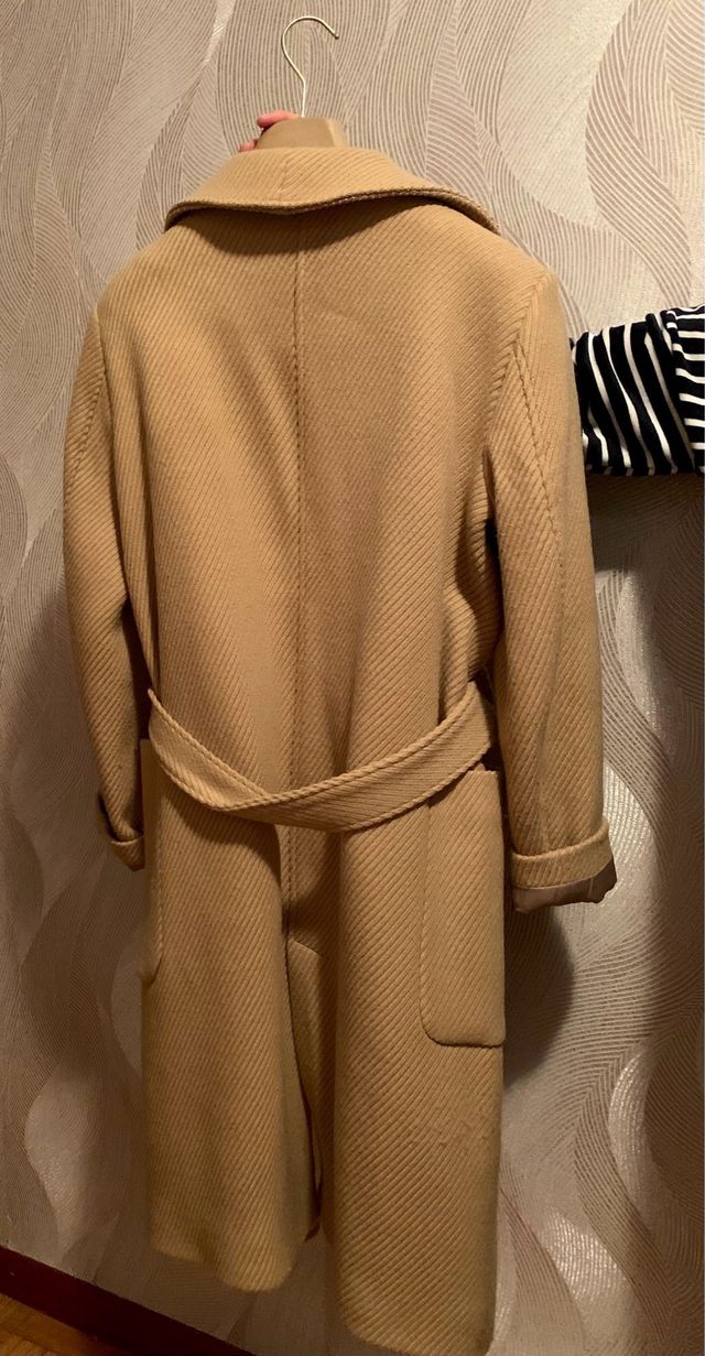 Abrigo largo paño beige