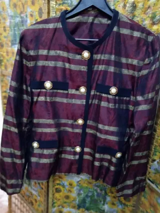 Chaqueta fiesta dorada y morada