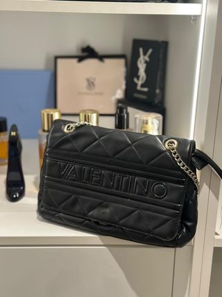 Bolso Valentino Negro Acolchado Cadena