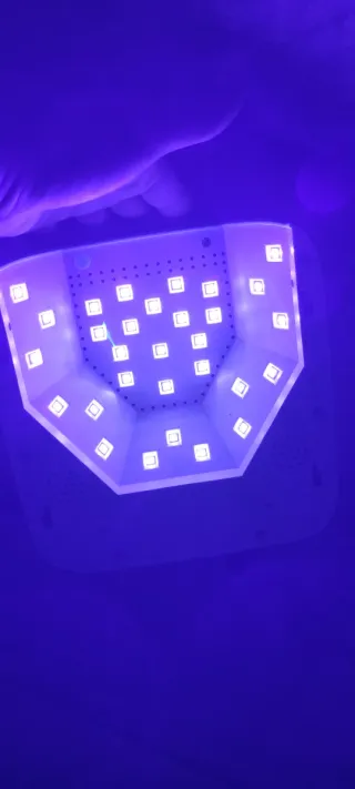 Lámpara Uñas LED UV Corazón Brillante