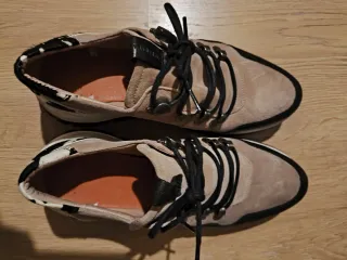 Zapatillas Hispanitas Beige/Negro Talla 40