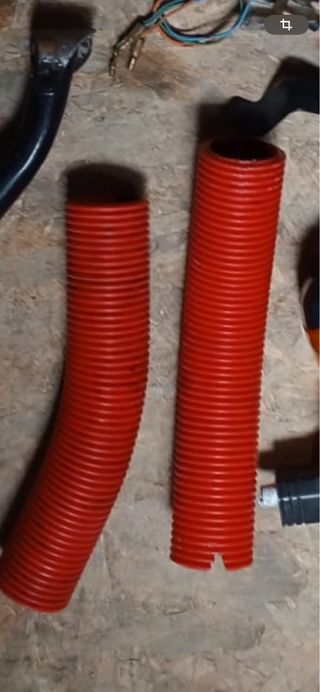 Coppia Tubi Flessibili Aria Rossi