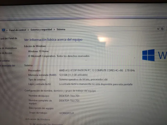 Ordenador portátil HP negro y rojo