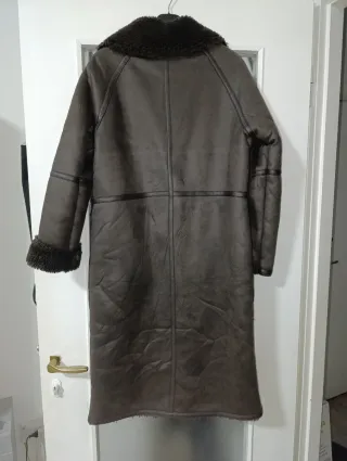 Cappotto lungo caldo foderato in pelliccia