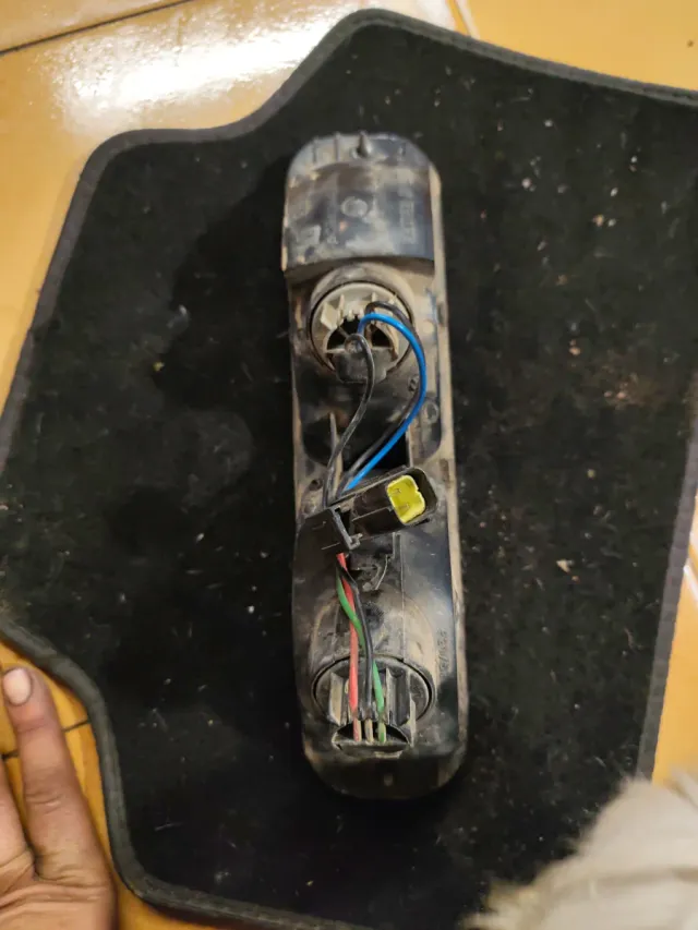 Piloto Trasero Freelander Antiniebla e intermitent