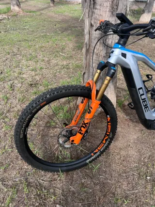 Bicicleta Eléctrica Cube Stereo Action