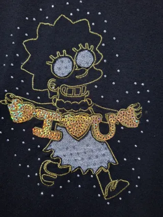 Camiseta Lisa Simpson con pedrería