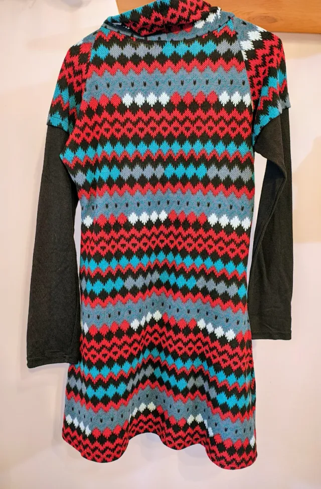 Vestido de punto multicolor con cuello alto